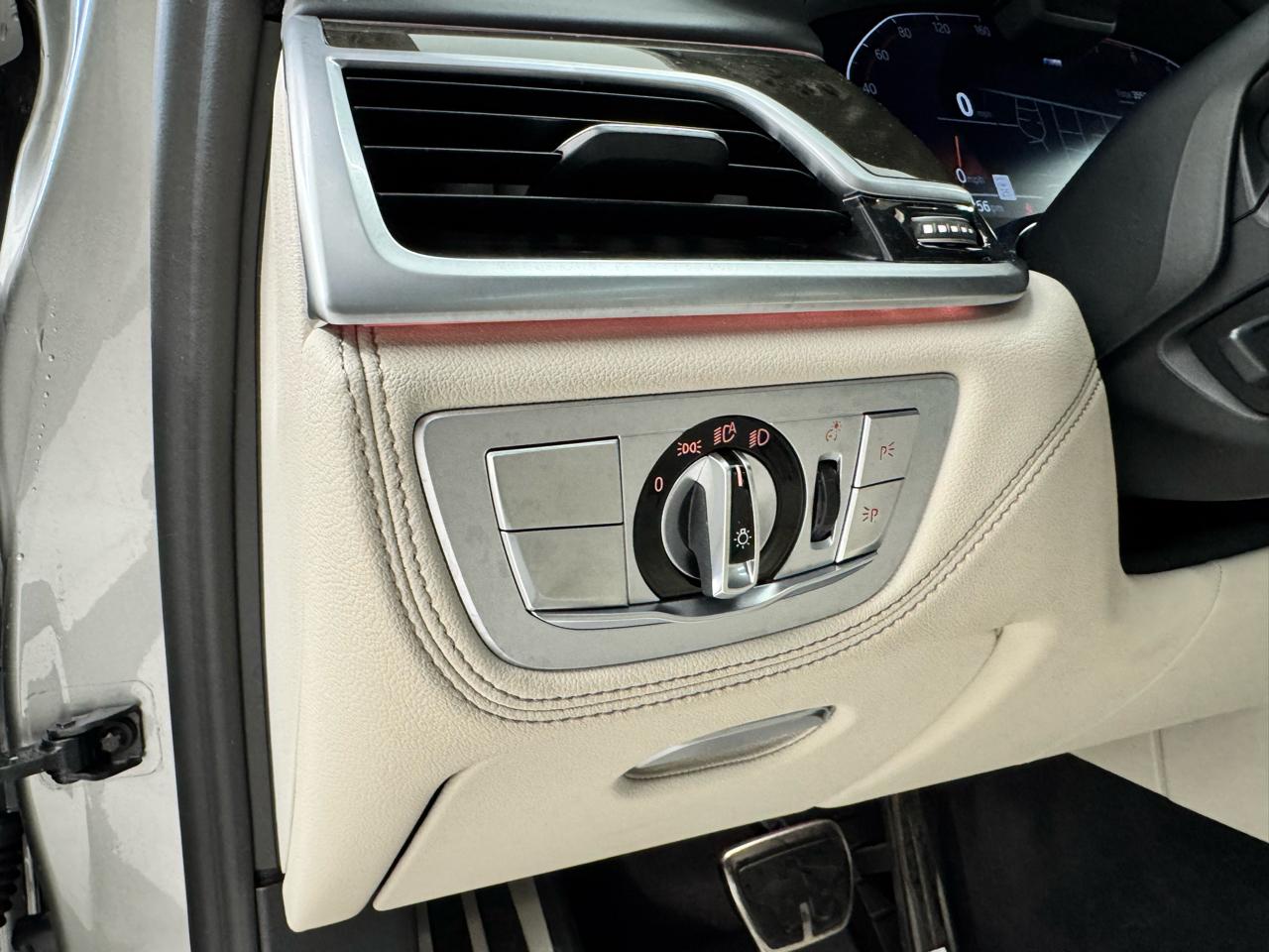 BMW 7 Series 750i xDrive Sedan 2021