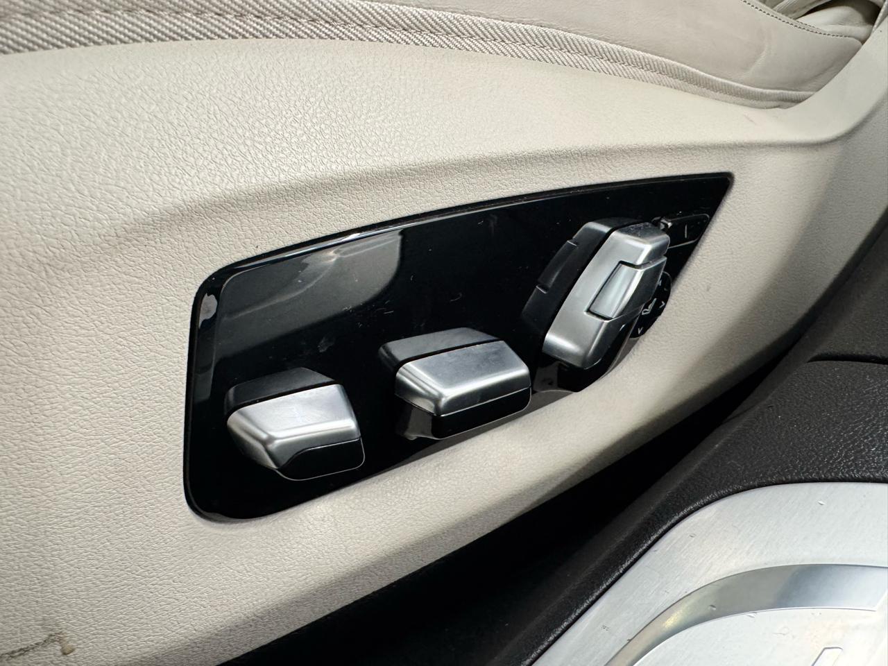 BMW 7 Series 750i xDrive Sedan 2021