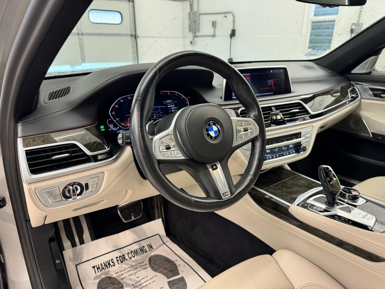 BMW 7 Series 750i xDrive Sedan 2021