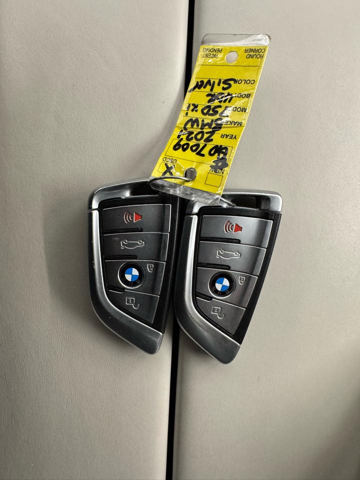 BMW 7 Series 750i xDrive Sedan 2021