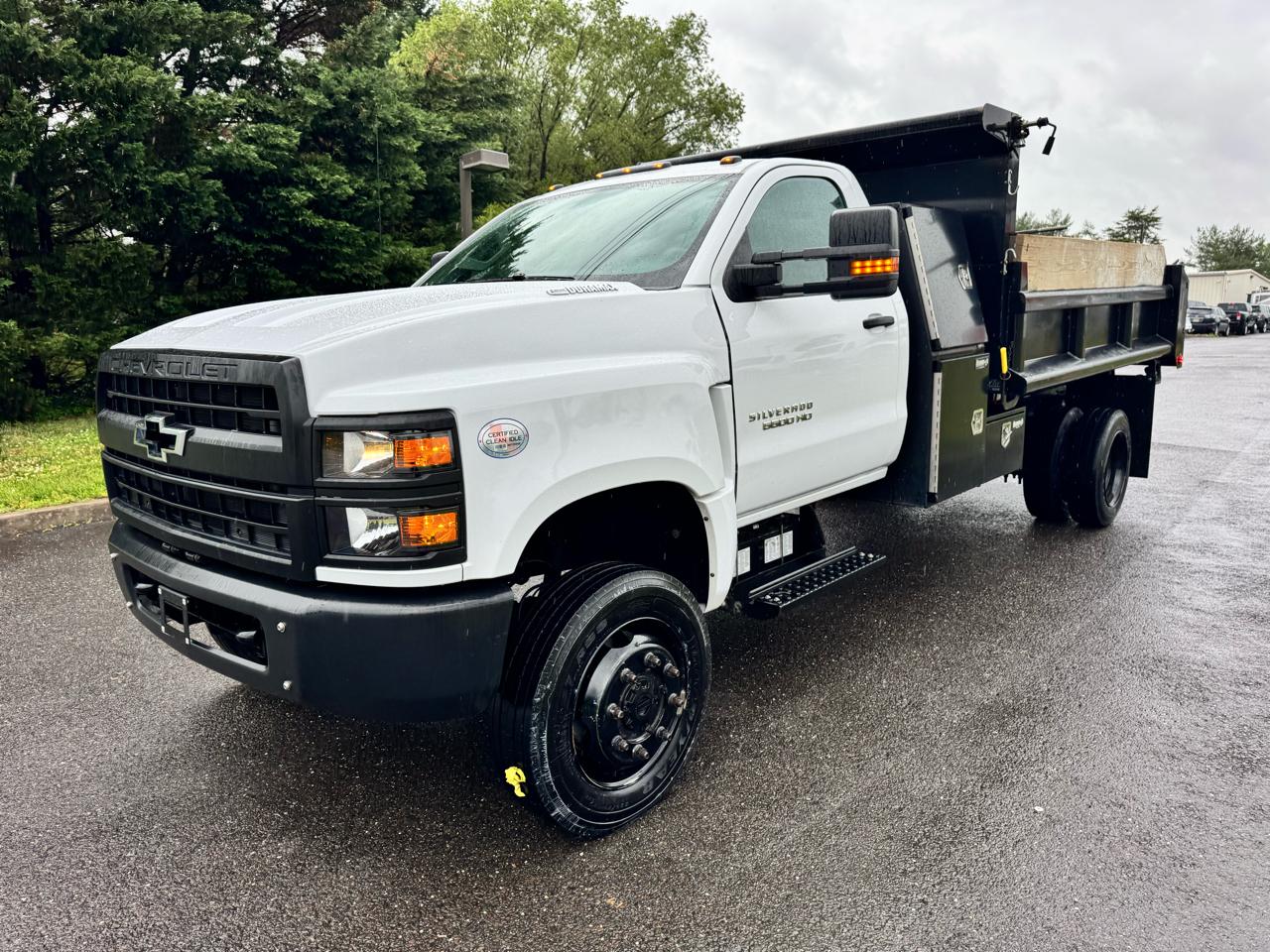Chevrolet Silverado MD 4WD Reg Cab Work Truck 2023