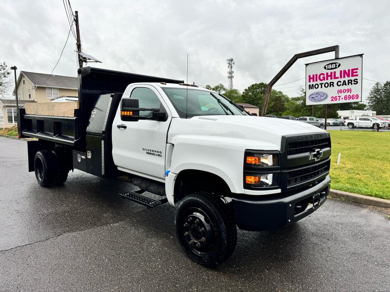 Chevrolet Silverado MD 4WD Reg Cab Work Truck 2023