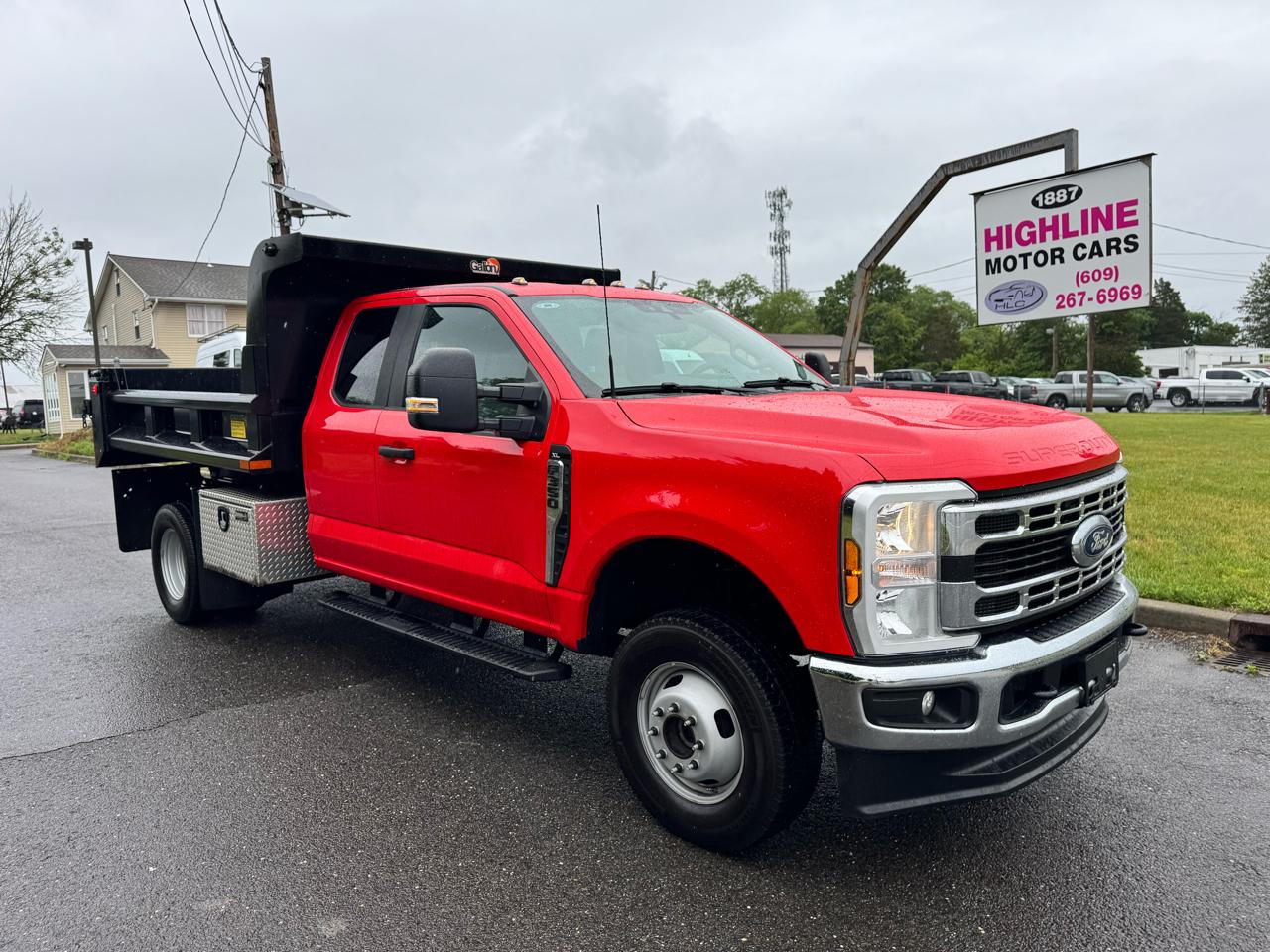 Ford Super Duty F-350 DRW XLT 4WD SuperCab 168" WB 60" CA 2025