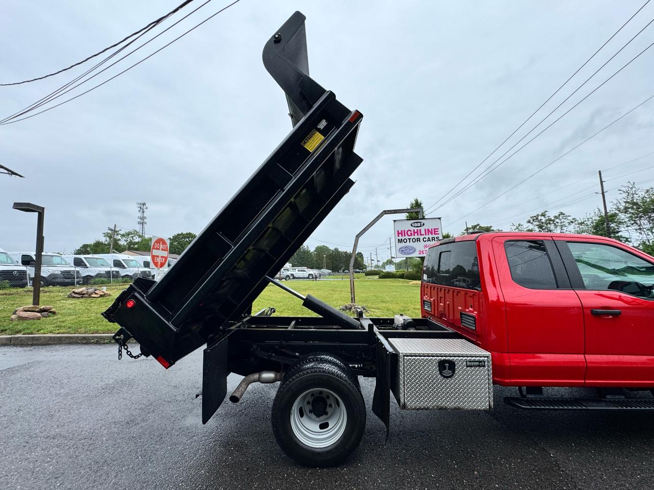 Ford Super Duty F-350 DRW XLT 4WD SuperCab 168" WB 60" CA 2025