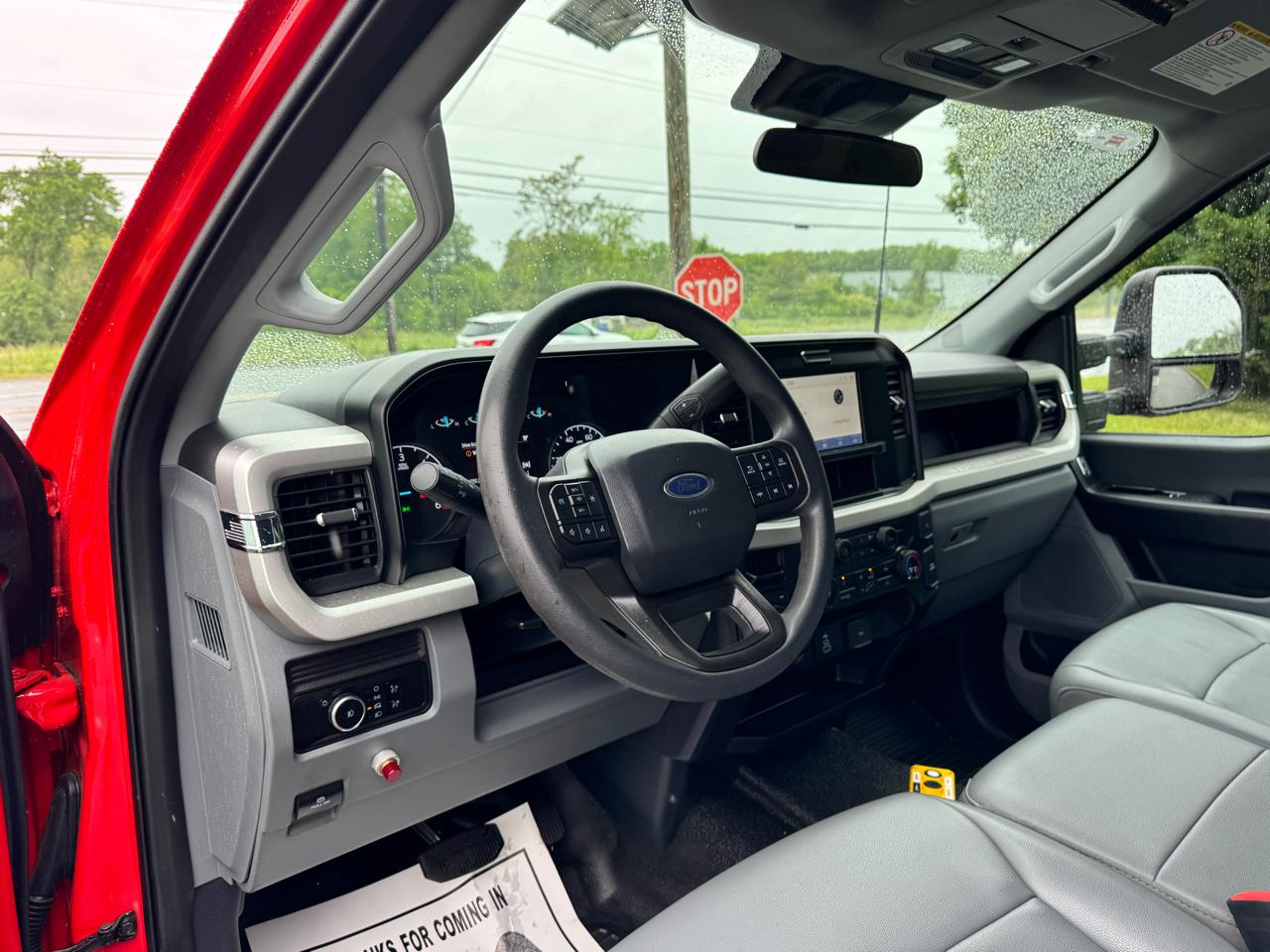 Ford Super Duty F-350 DRW XLT 4WD SuperCab 168" WB 60" CA 2025