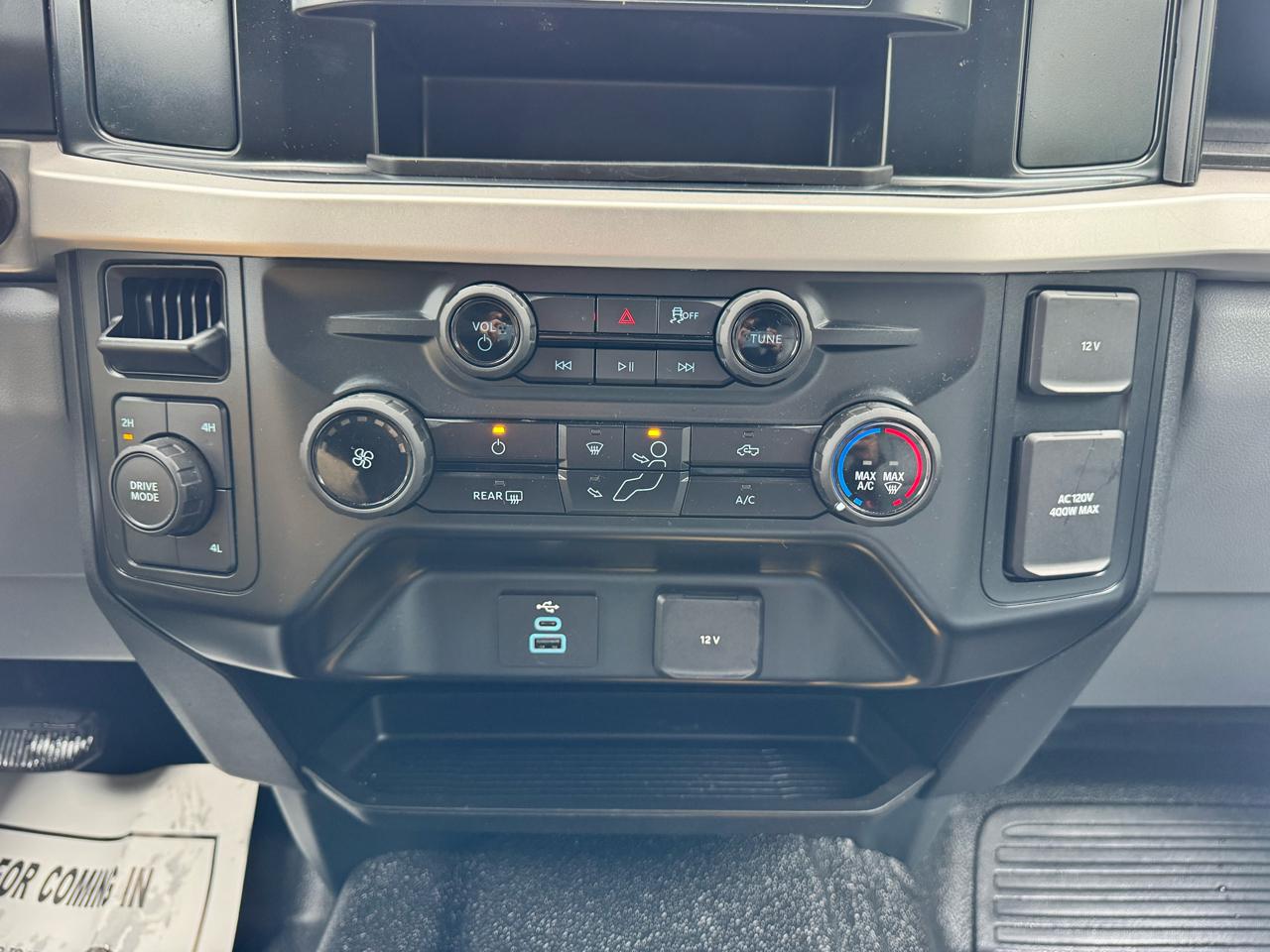 Ford Super Duty F-350 DRW XLT 4WD SuperCab 168" WB 60" CA 2025