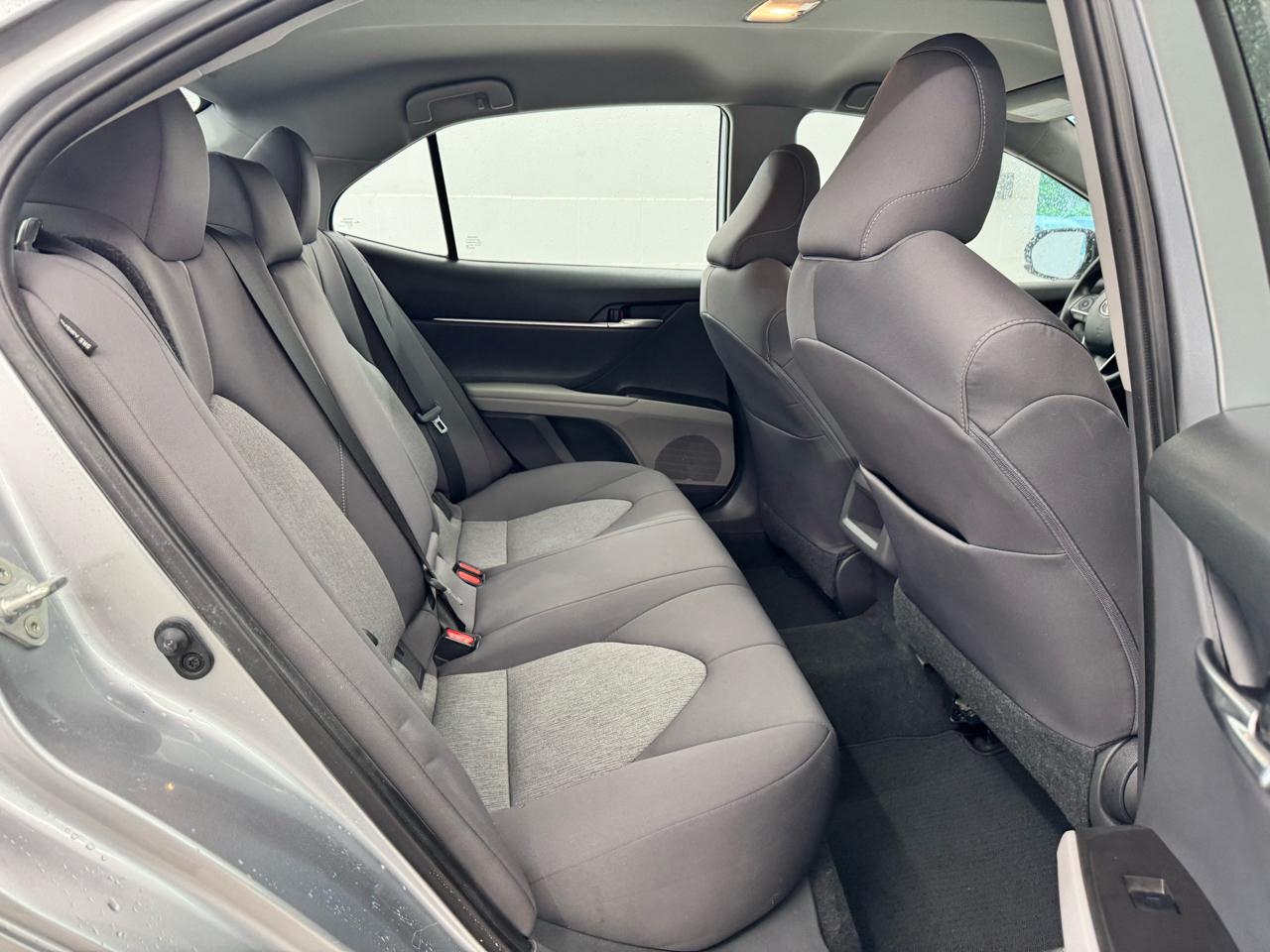 Toyota Camry LE Auto (Natl) 2021