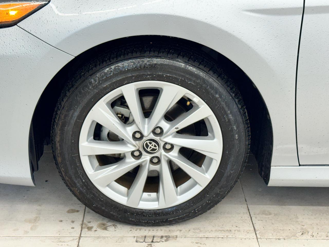Toyota Camry LE Auto (Natl) 2021