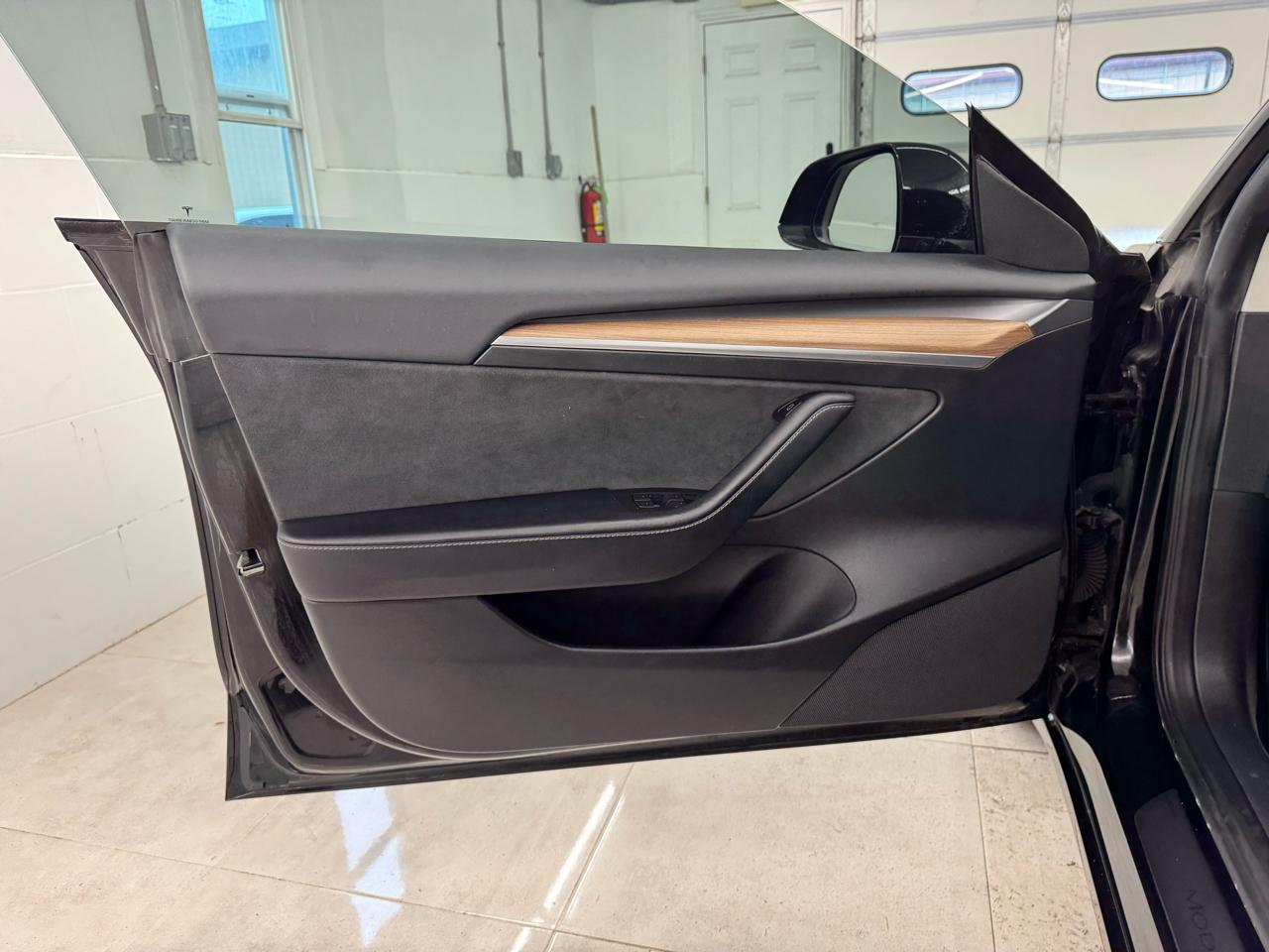 Tesla Model 3 RWD 2023