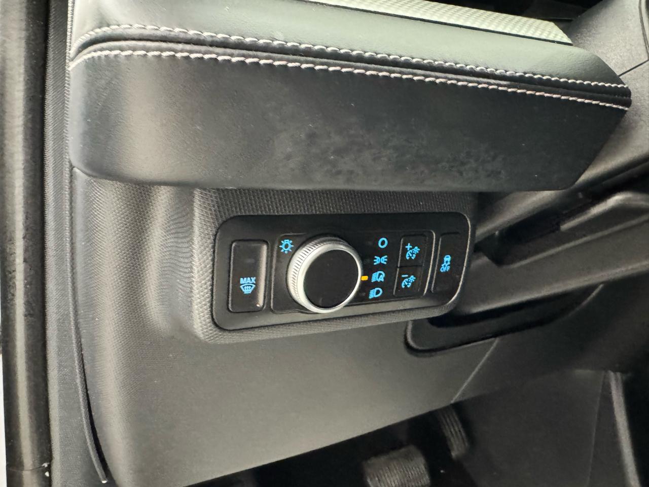 Ford Mustang Mach-E Select AWD 2022