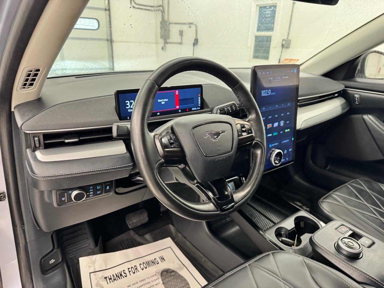 Ford Mustang Mach-E Select AWD 2022