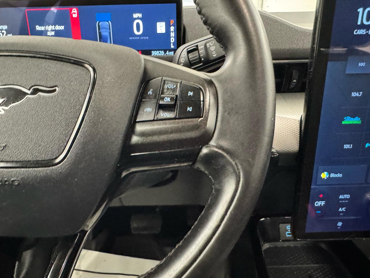 Ford Mustang Mach-E Select AWD 2022