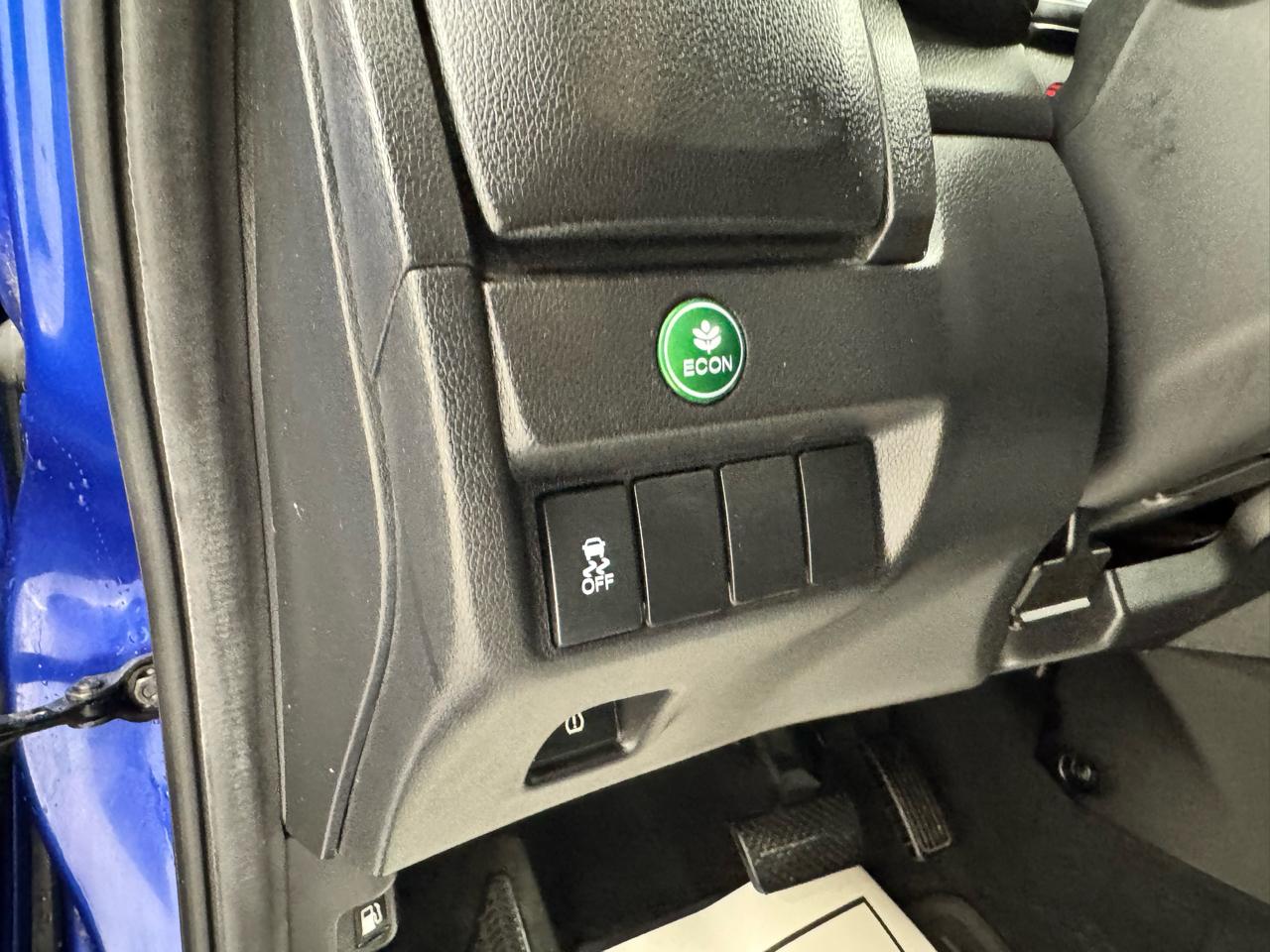 Honda Fit 5dr HB CVT LX 2016