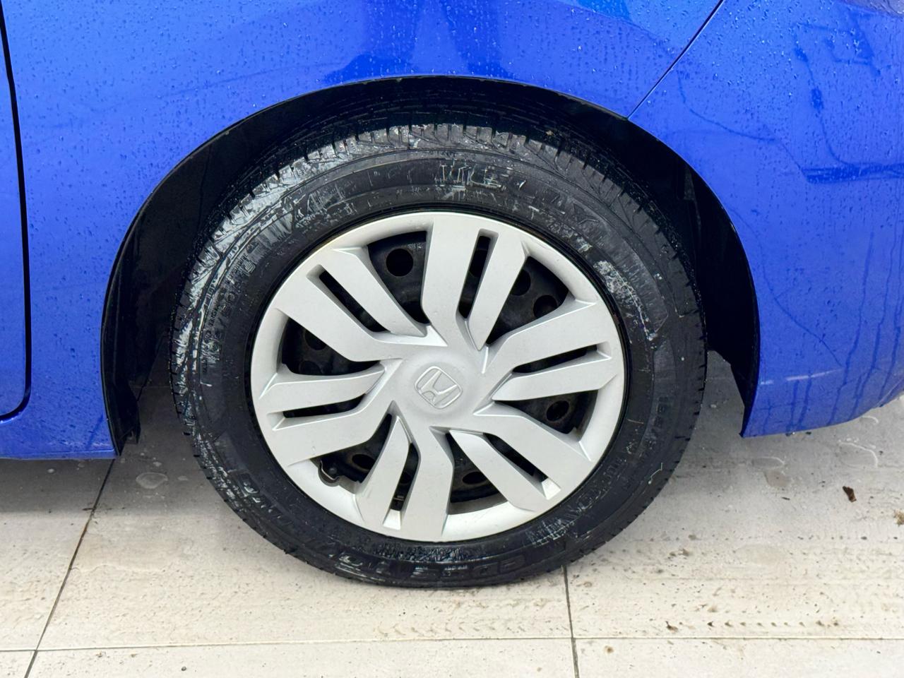 Honda Fit 5dr HB CVT LX 2016