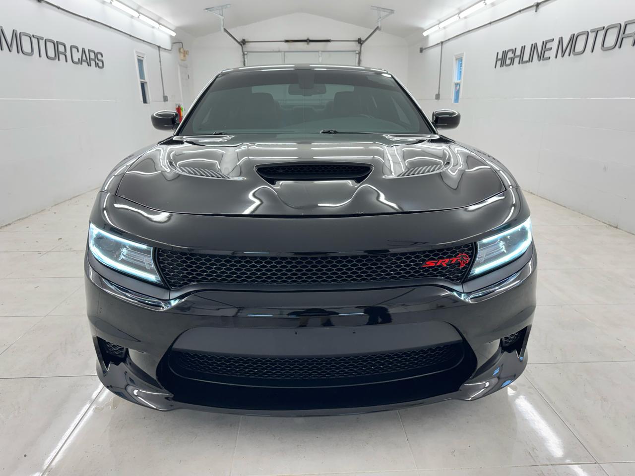 Dodge Charger 4dr Sdn SRT Hellcat RWD 2016