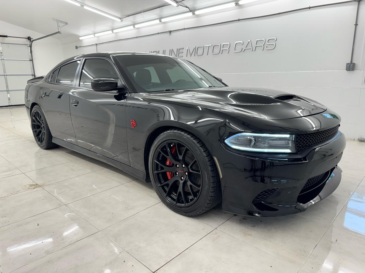 Dodge Charger 4dr Sdn SRT Hellcat RWD 2016