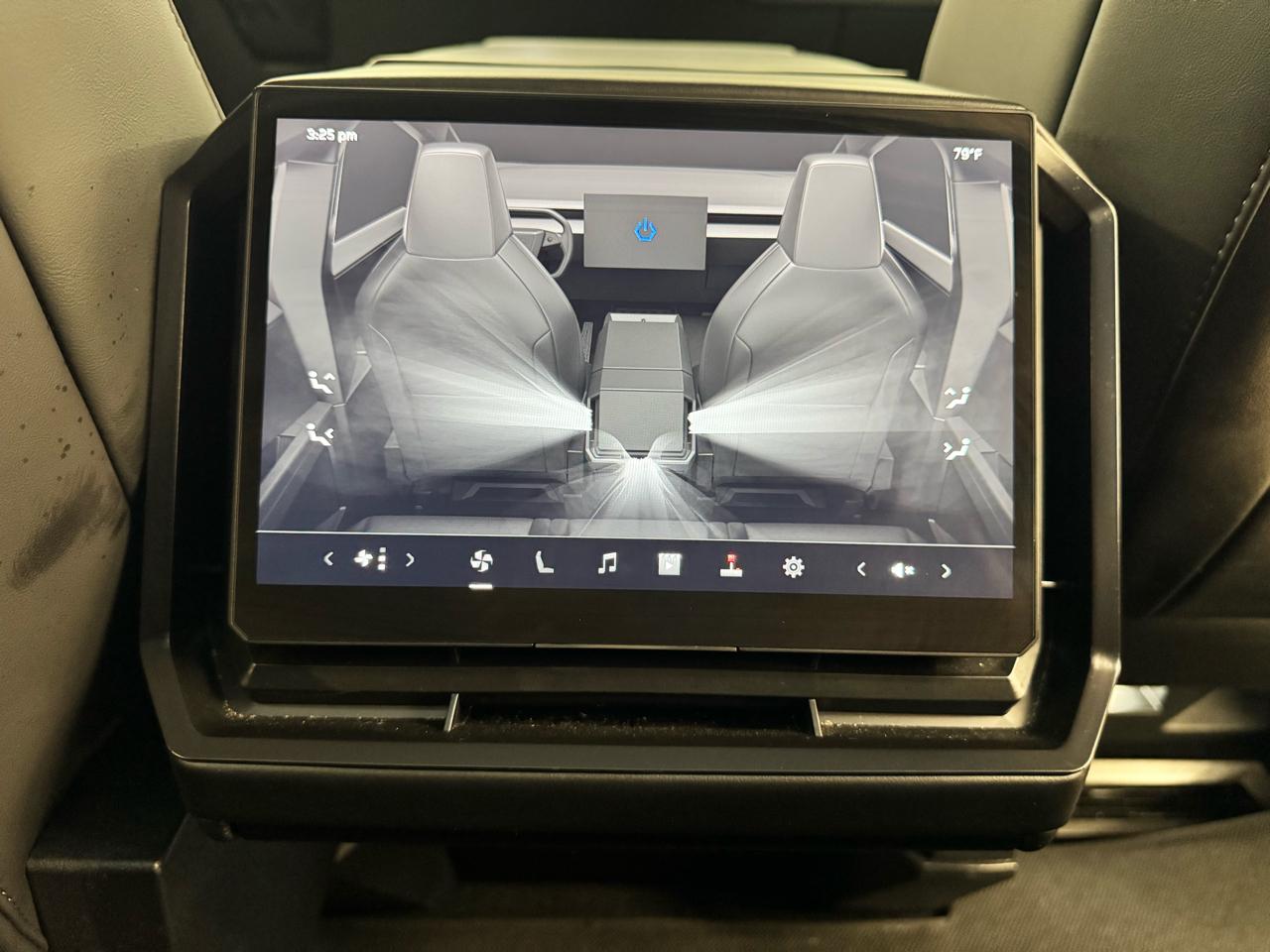 Tesla Cybertruck AWD 2024