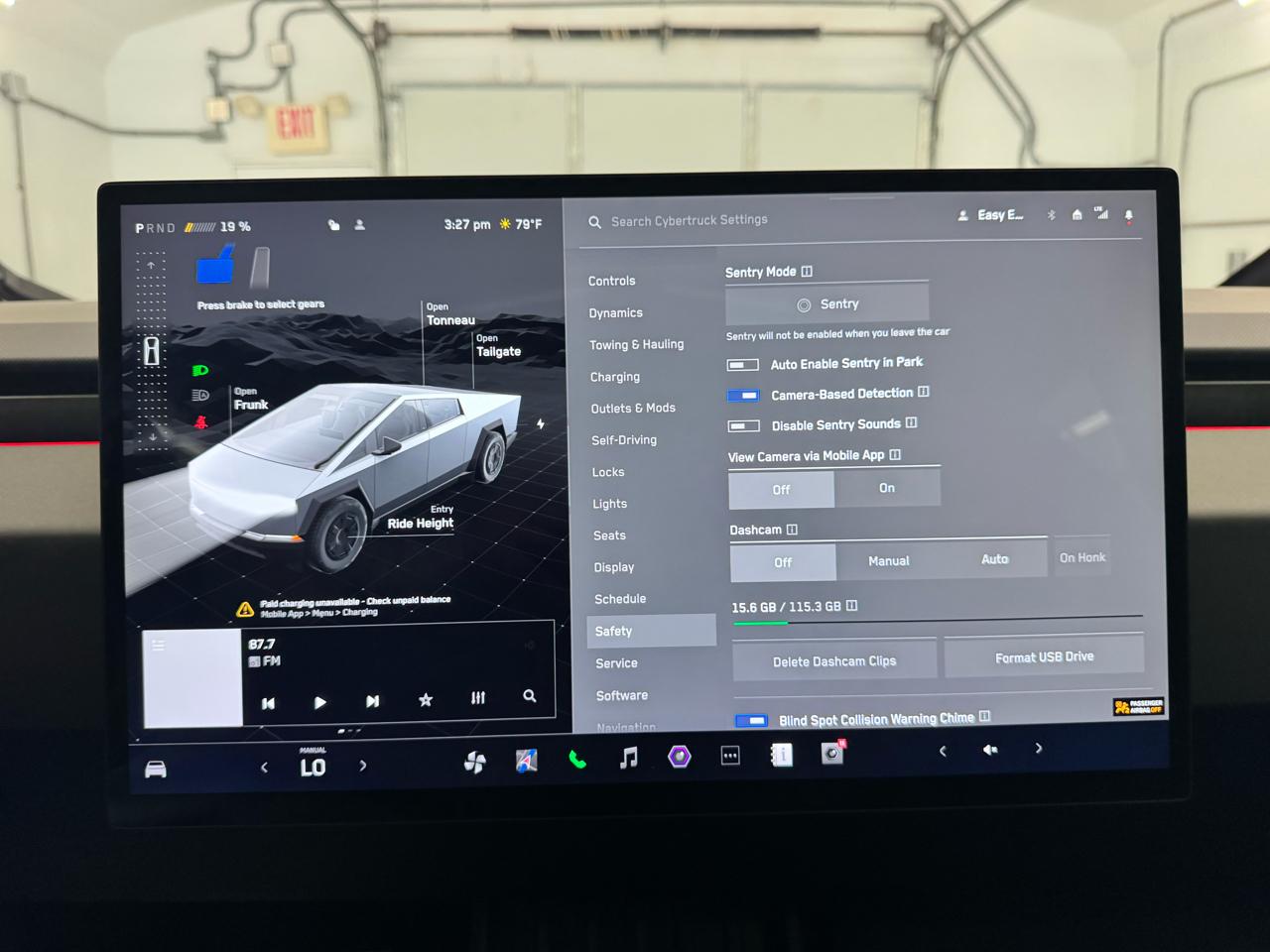 Tesla Cybertruck AWD 2024