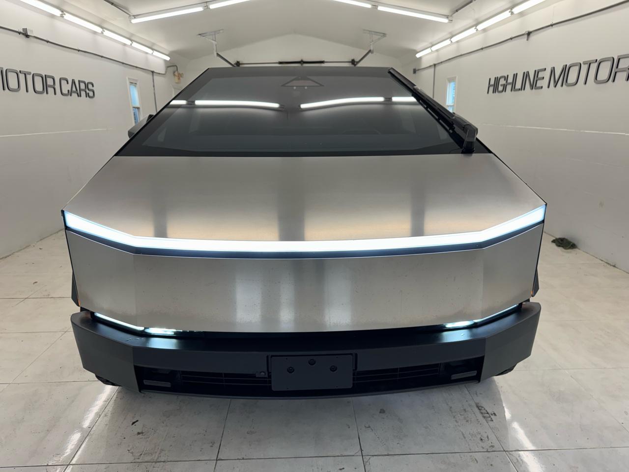 Tesla Cybertruck AWD 2024