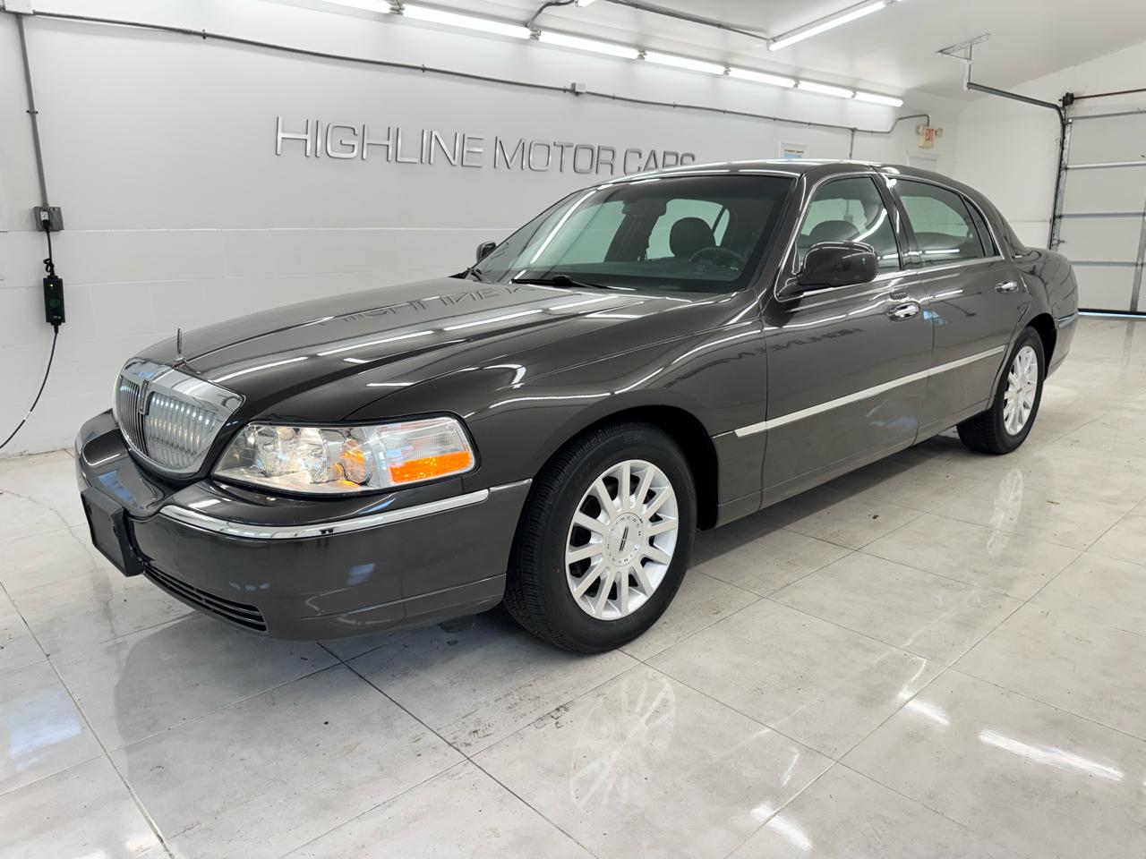 Lincoln Town Car 4dr Sdn Signature 2007