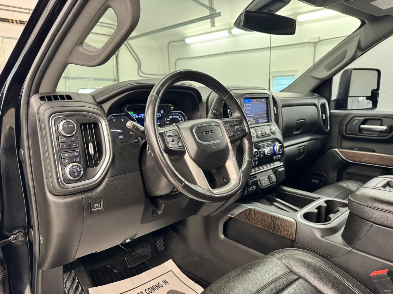 GMC Sierra 2500HD 4WD Crew Cab 159" Denali 2021