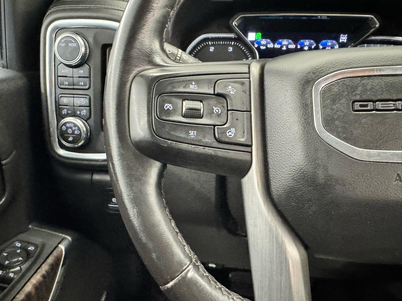 GMC Sierra 2500HD 4WD Crew Cab 159" Denali 2021