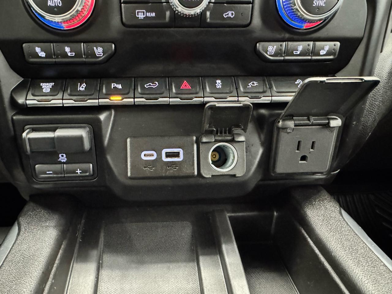 GMC Sierra 2500HD 4WD Crew Cab 159" Denali 2021