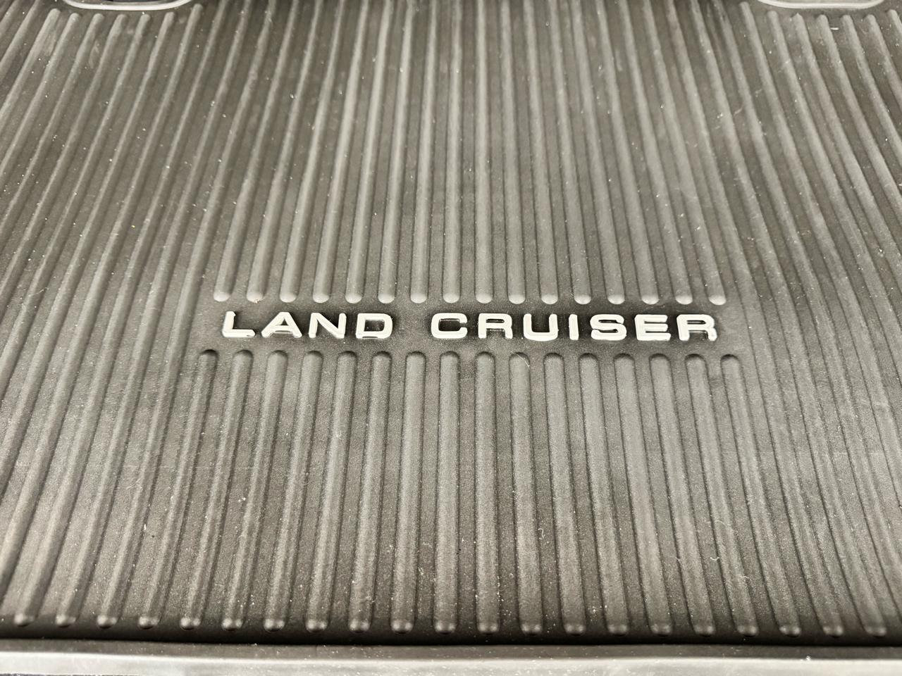 Toyota Land Cruiser 4WD (Natl) 2021