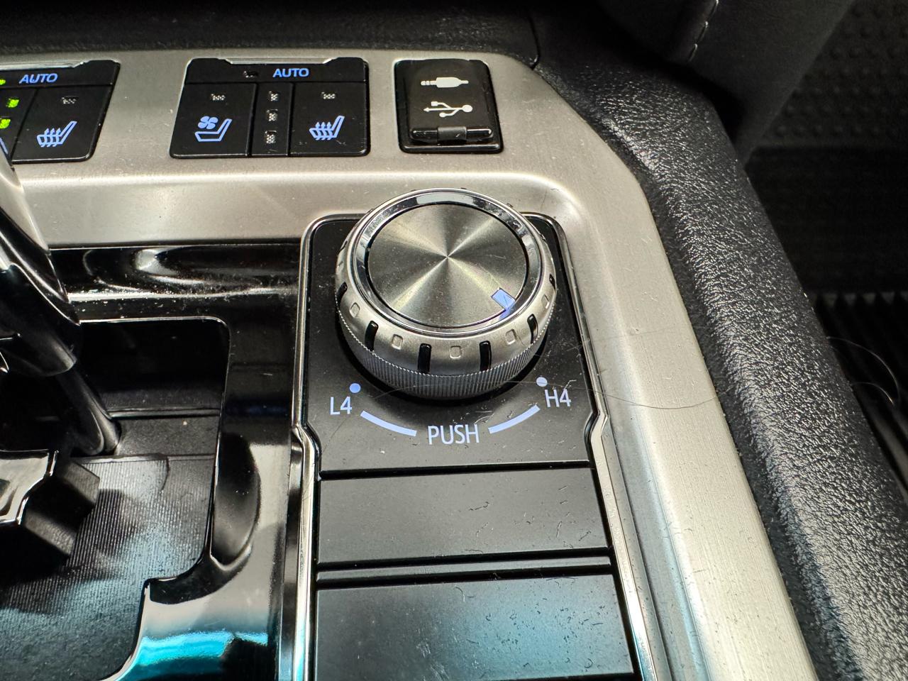 Toyota Land Cruiser 4WD (Natl) 2021