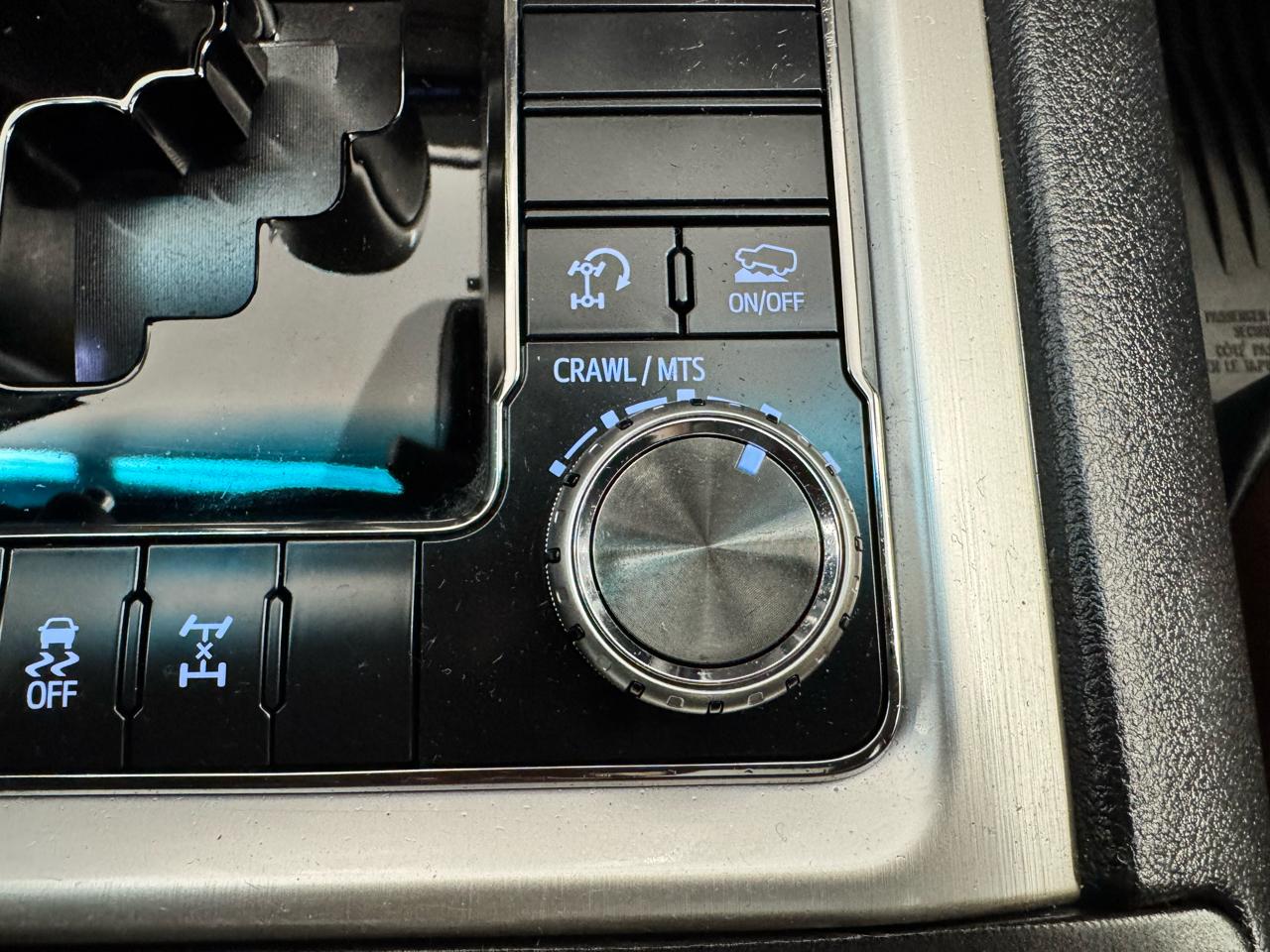 Toyota Land Cruiser 4WD (Natl) 2021