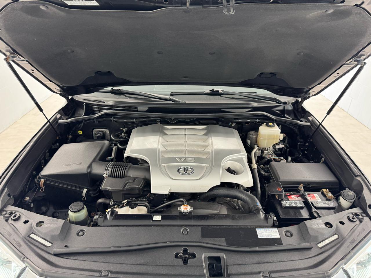 Toyota Land Cruiser 4WD (Natl) 2021