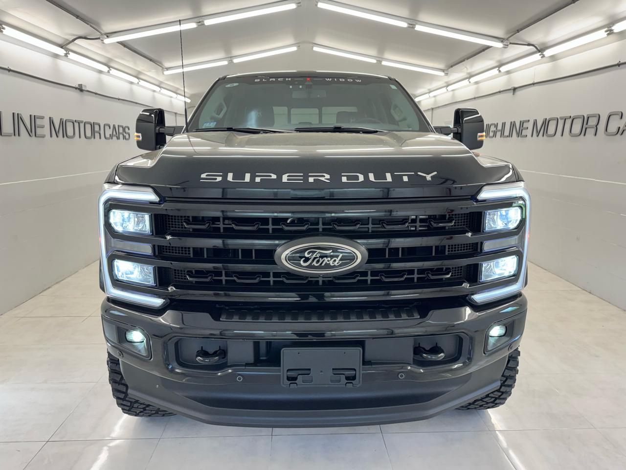 Ford Super Duty F-250 SRW King Ranch 4WD Crew Cab 8' Box 2024