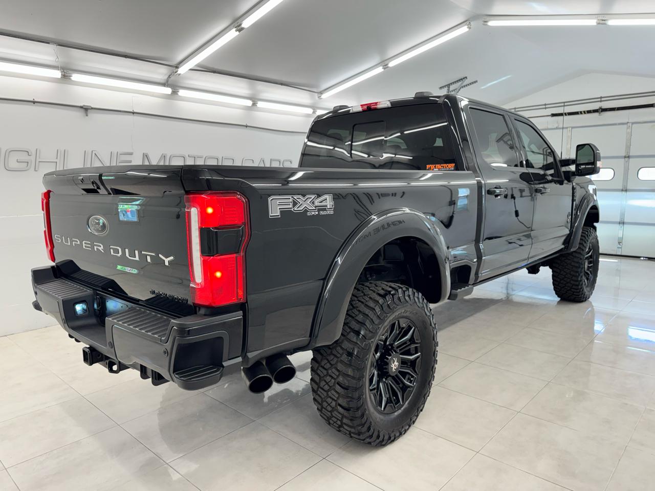 Ford Super Duty F-250 SRW King Ranch 4WD Crew Cab 8' Box 2024
