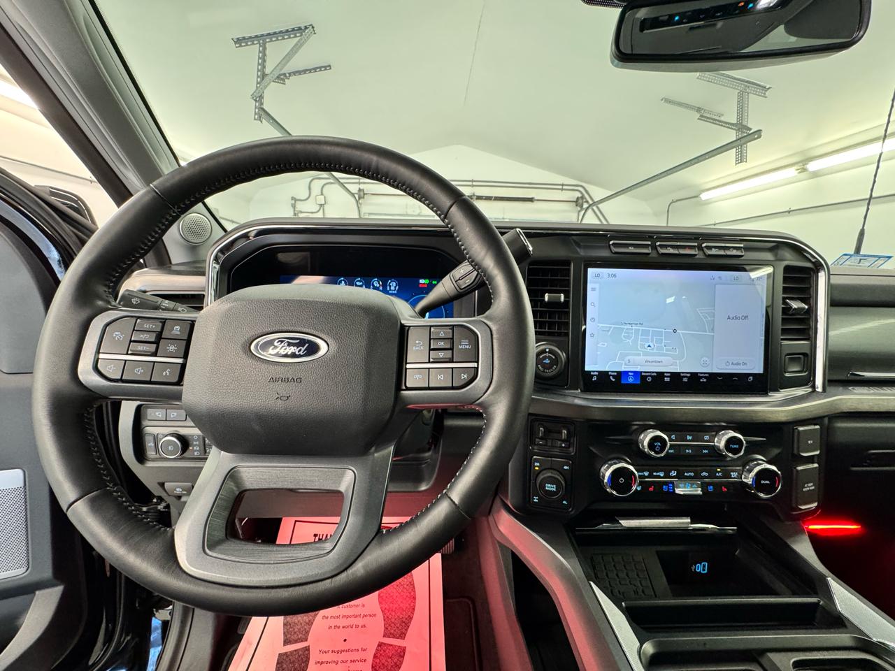 Ford Super Duty F-250 SRW King Ranch 4WD Crew Cab 8' Box 2024