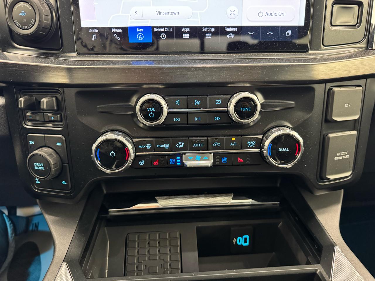 Ford Super Duty F-250 SRW King Ranch 4WD Crew Cab 8' Box 2024