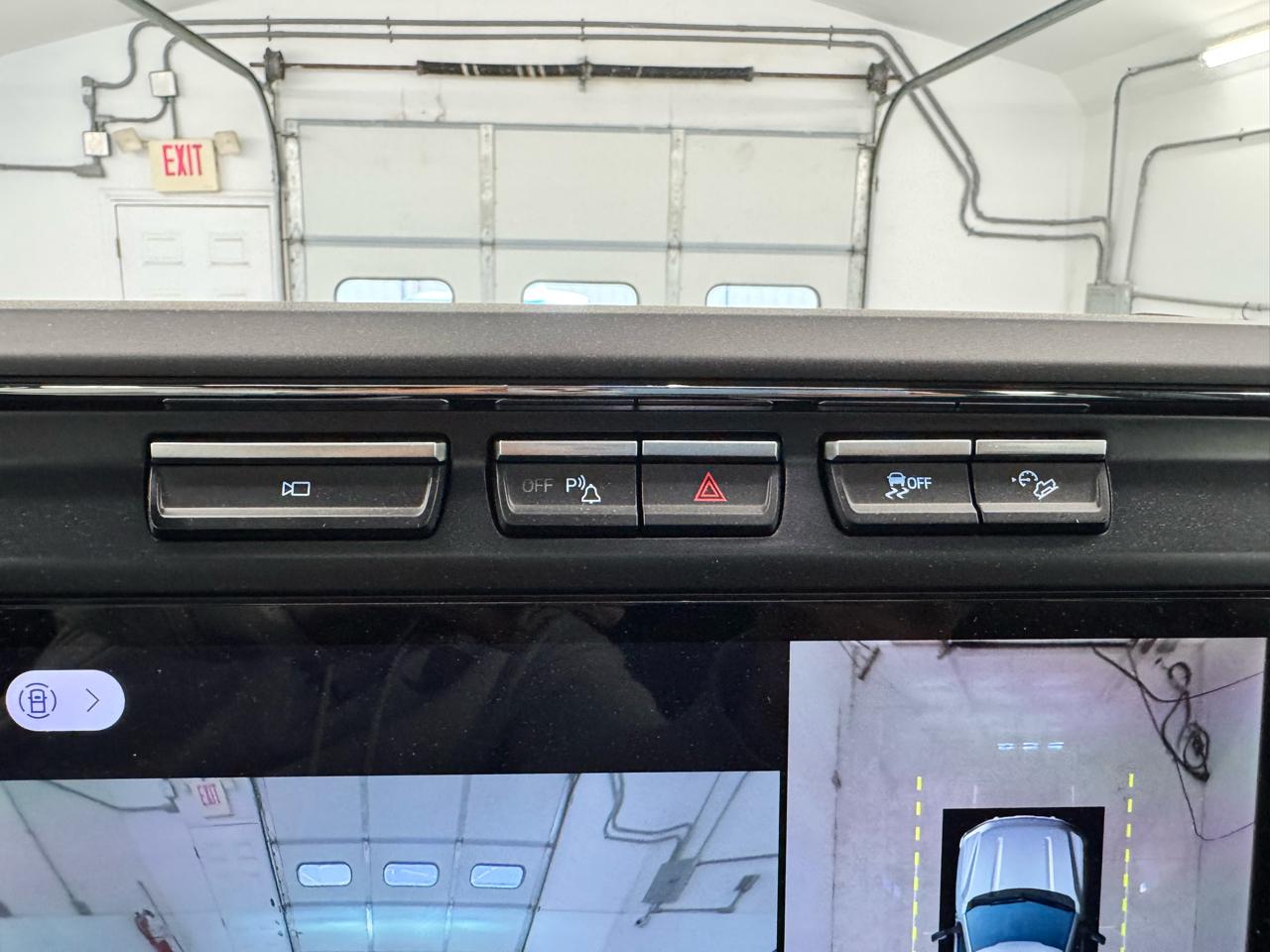 Ford Super Duty F-250 SRW King Ranch 4WD Crew Cab 8' Box 2024