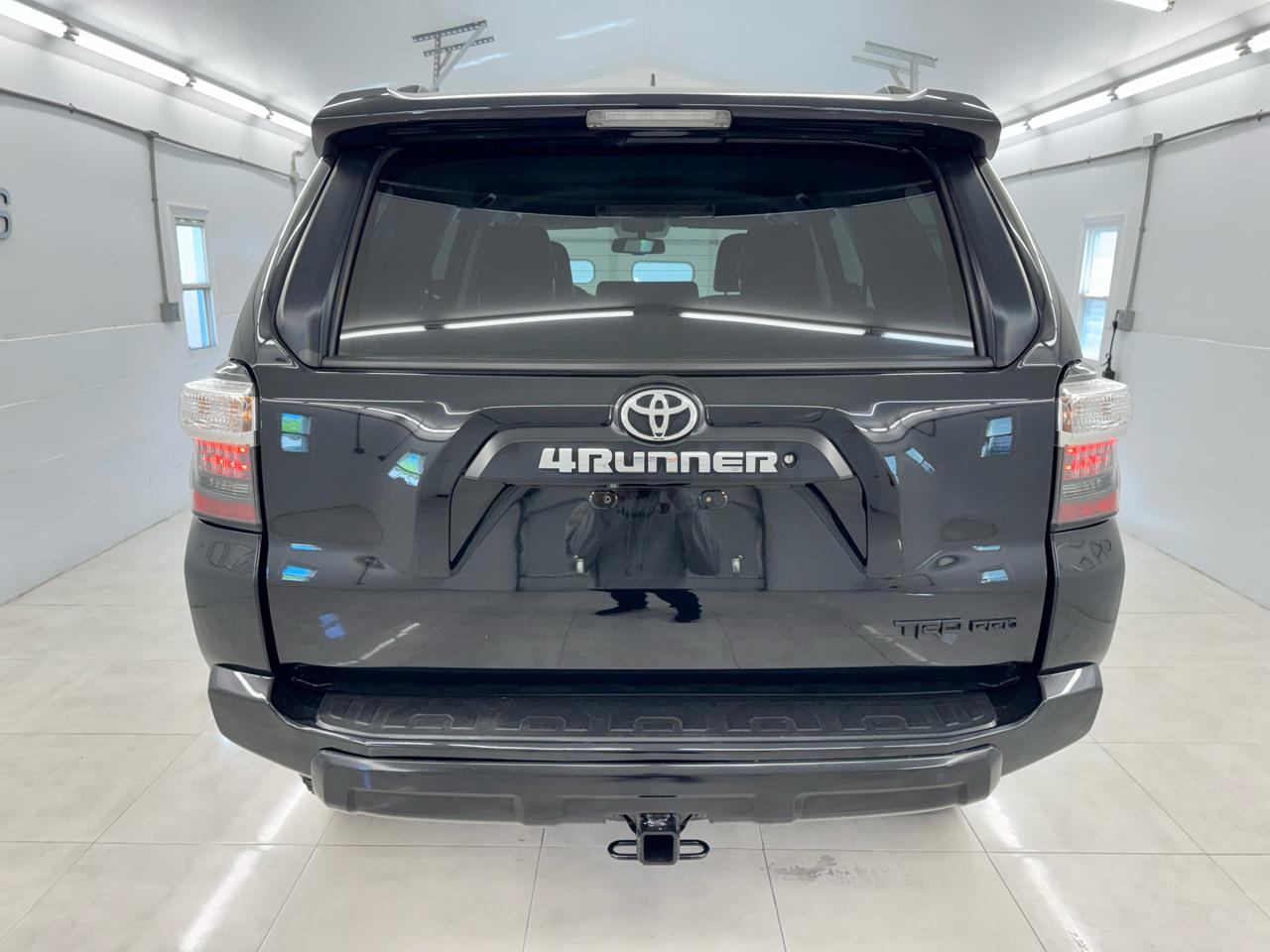 Toyota 4Runner TRD Off Road Premium 4WD (Natl) 2018