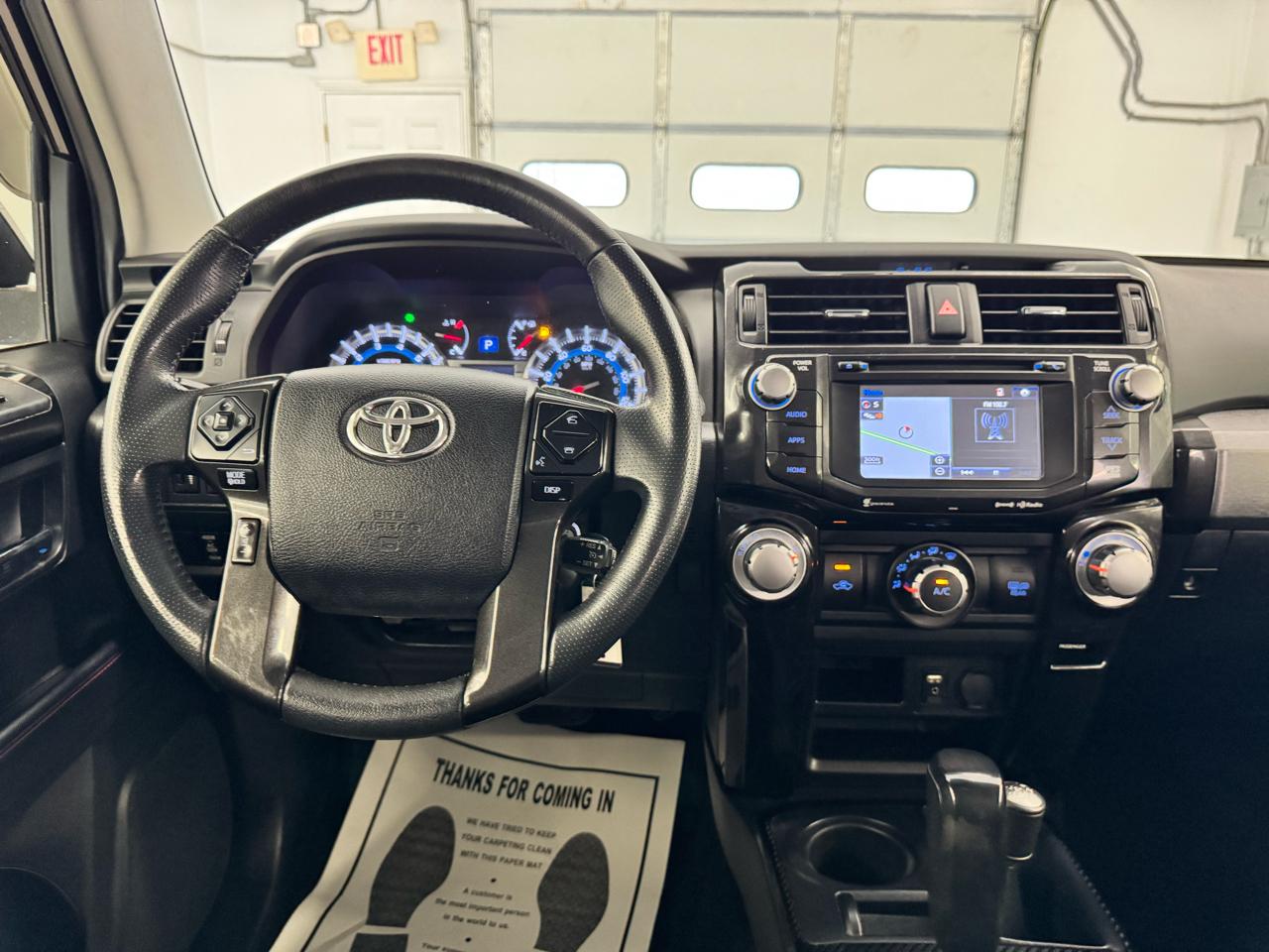 Toyota 4Runner TRD Off Road Premium 4WD (Natl) 2018