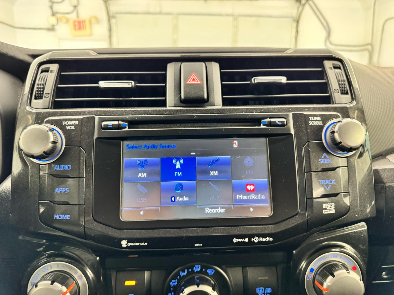 Toyota 4Runner TRD Off Road Premium 4WD (Natl) 2018