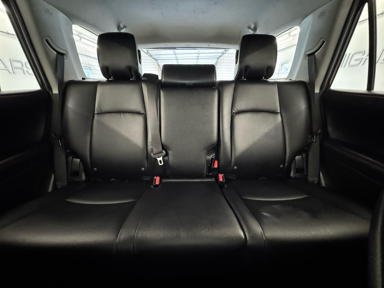 Toyota 4Runner TRD Off Road Premium 4WD (Natl) 2018