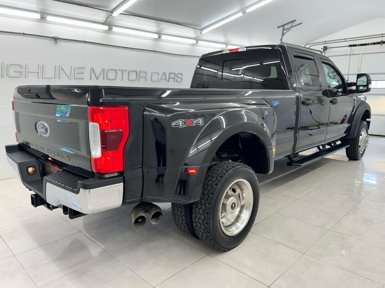 Ford Super Duty F-450 DRW King Ranch 4WD Crew Cab 8' Box 2019