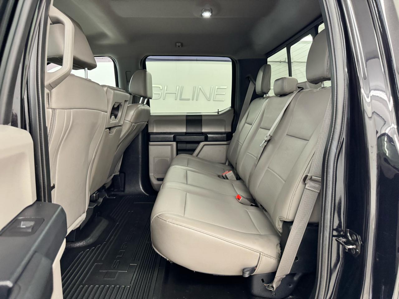 Ford Super Duty F-450 DRW King Ranch 4WD Crew Cab 8' Box 2019