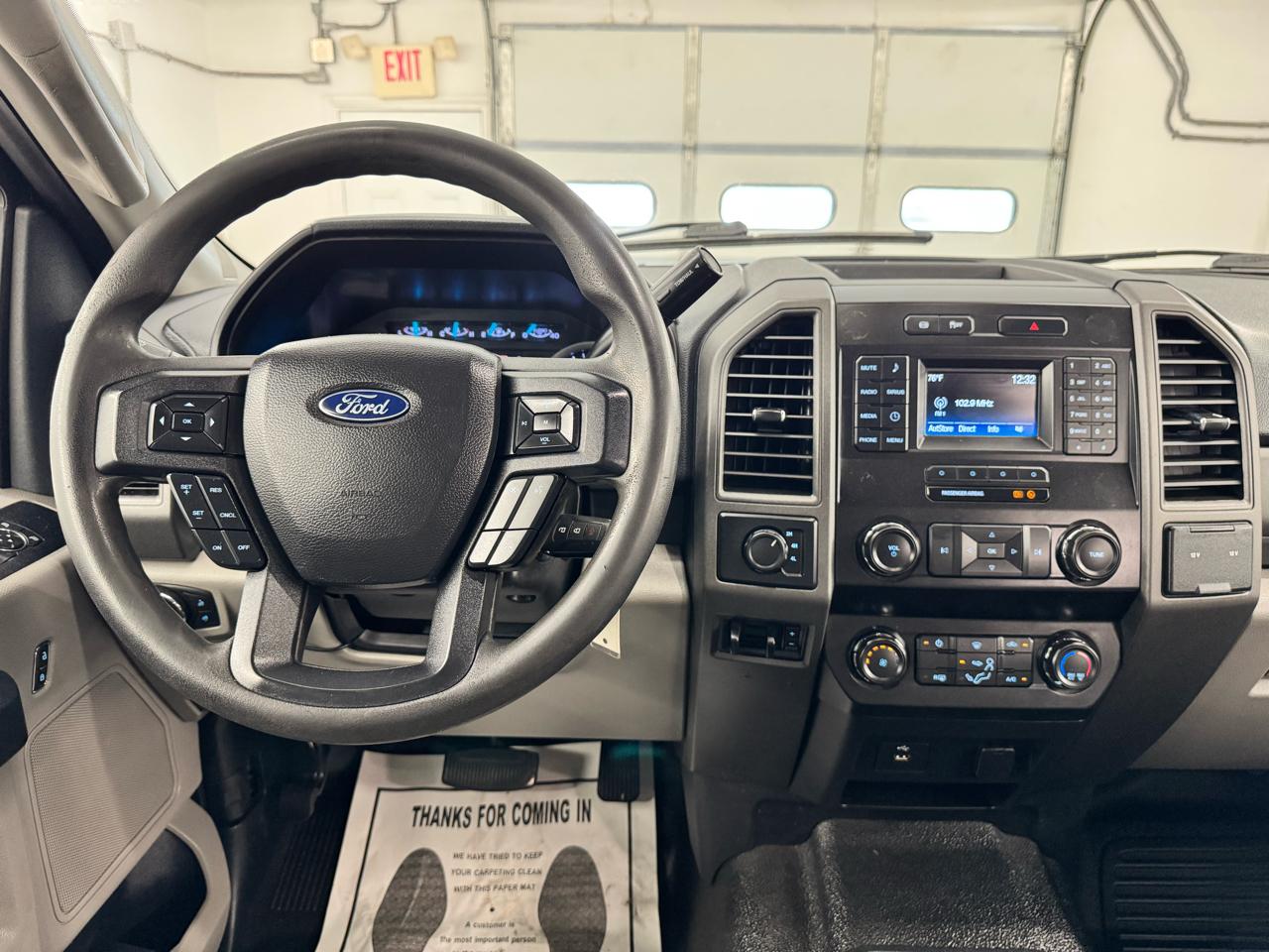 Ford Super Duty F-450 DRW King Ranch 4WD Crew Cab 8' Box 2019
