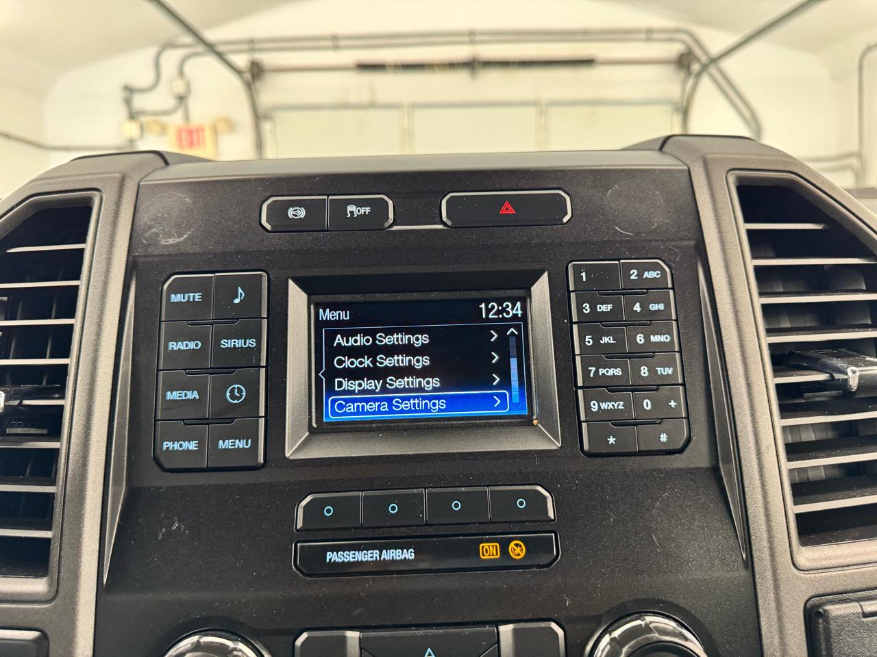 Ford Super Duty F-450 DRW King Ranch 4WD Crew Cab 8' Box 2019