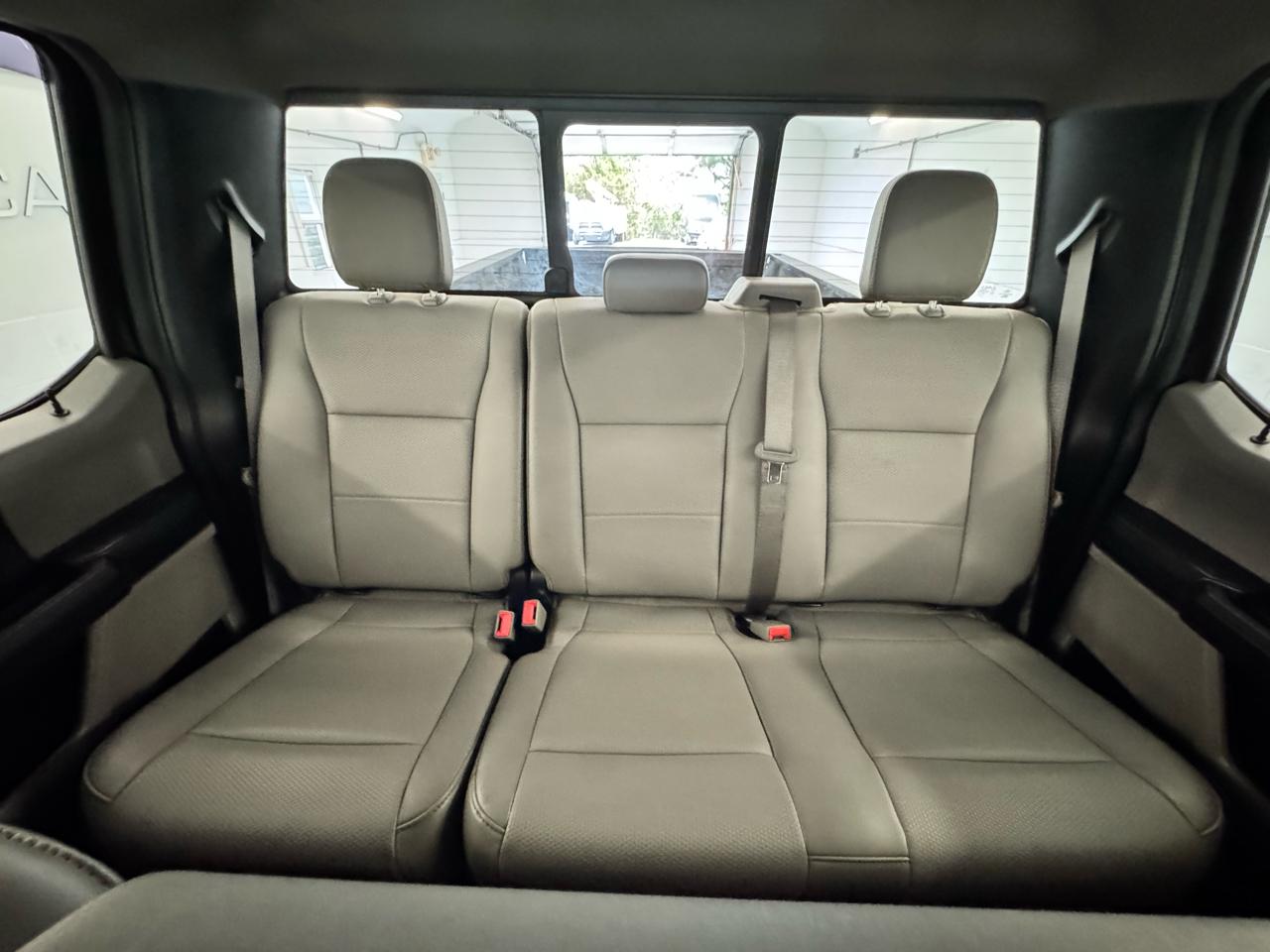 Ford Super Duty F-450 DRW King Ranch 4WD Crew Cab 8' Box 2019