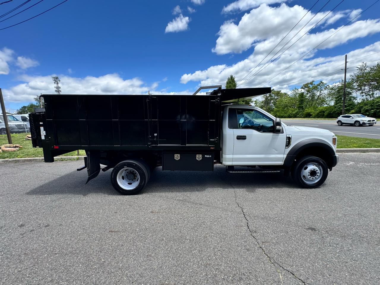Ford Super Duty F-450 DRW XLT 2WD Reg Cab 145" WB 60" CA 2019
