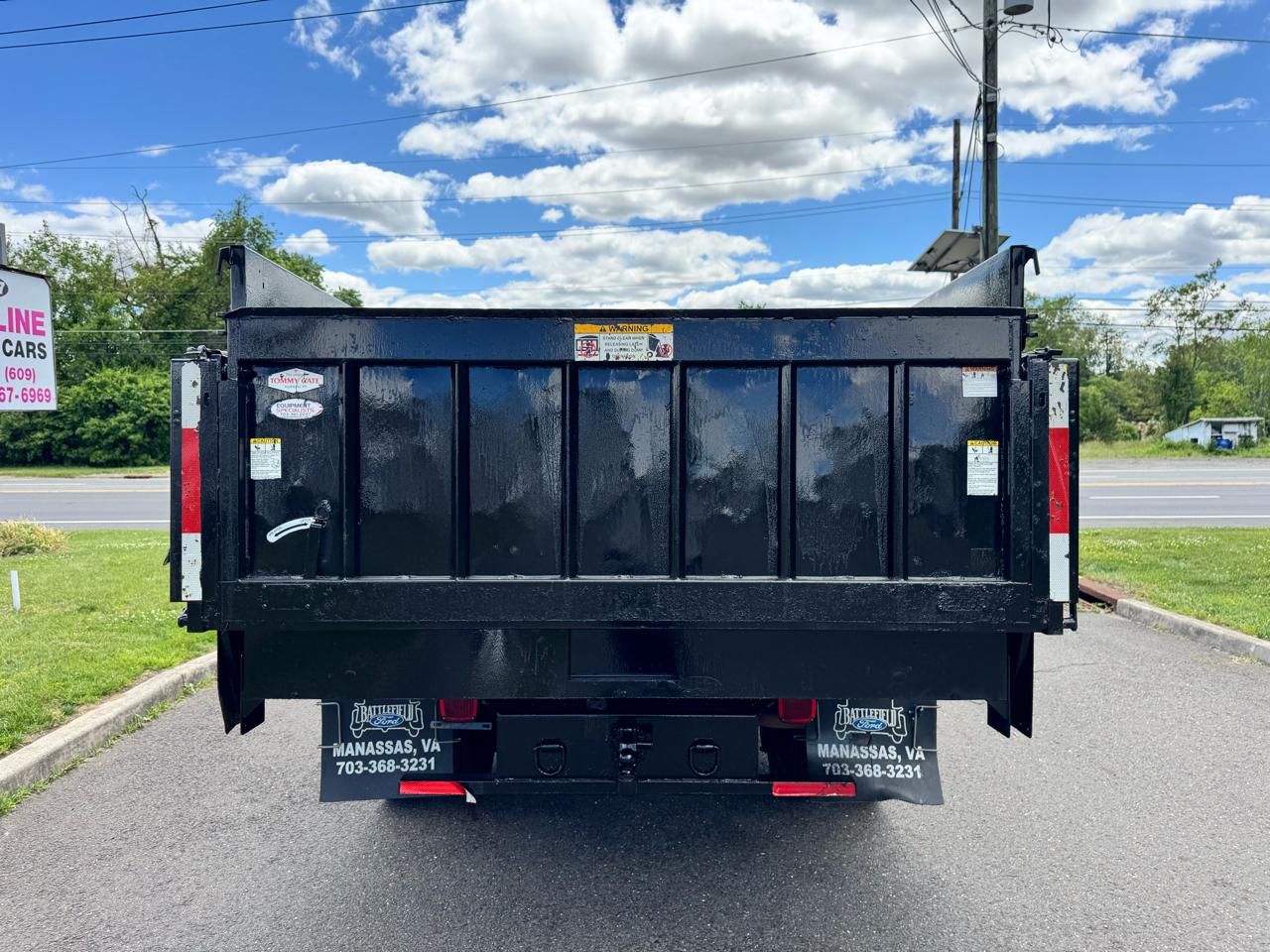 Ford Super Duty F-450 DRW XLT 2WD Reg Cab 145" WB 60" CA 2019