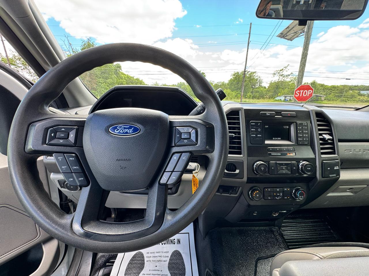 Ford Super Duty F-450 DRW XLT 2WD Reg Cab 145" WB 60" CA 2019
