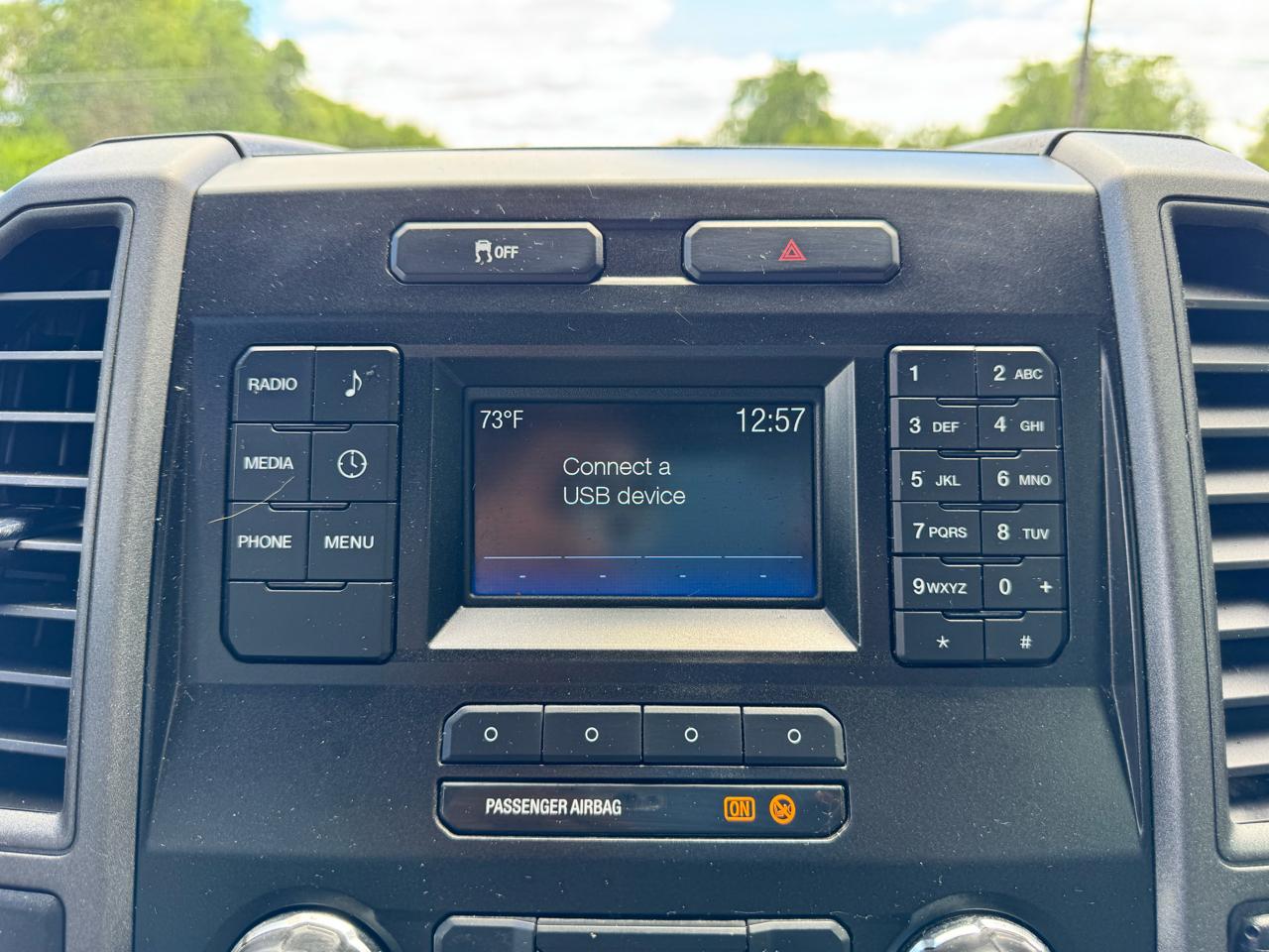 Ford Super Duty F-450 DRW XLT 2WD Reg Cab 145" WB 60" CA 2019