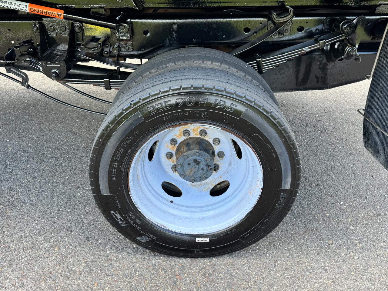 Ford Super Duty F-450 DRW XLT 2WD Reg Cab 145" WB 60" CA 2019